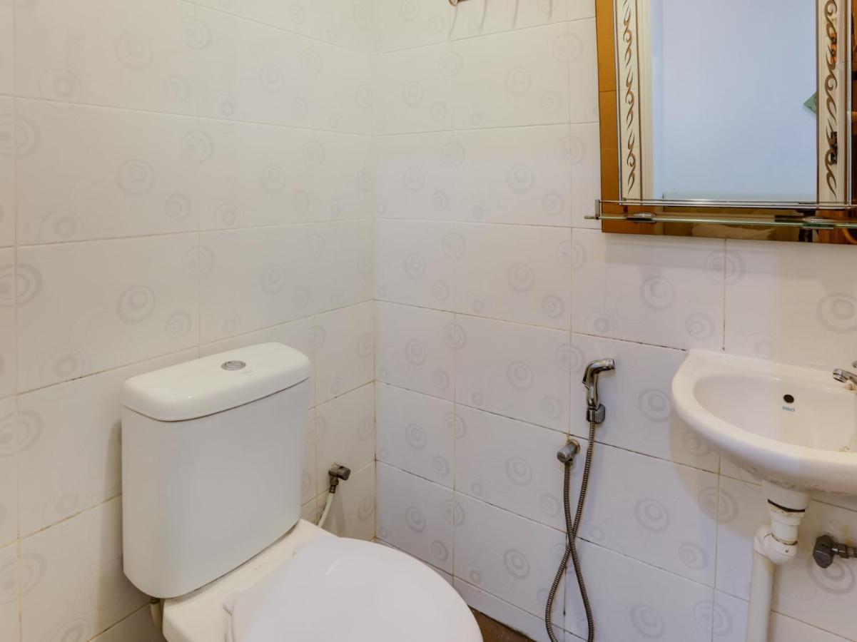 OYO 89617 Selesa View Hotel Bukit Gambir Bagian luar foto